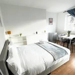 Stepney 17 Double Bedrooms Pensión